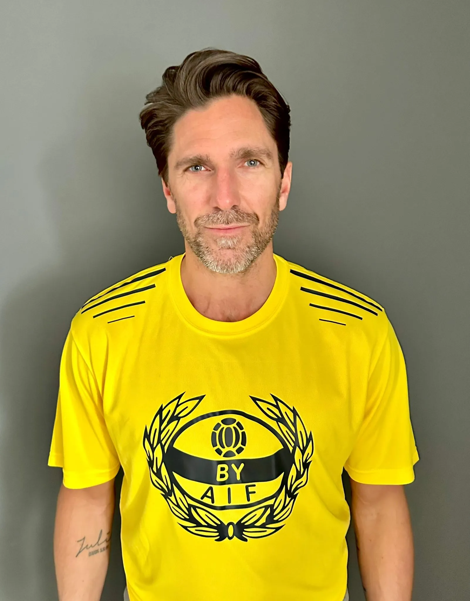 Henrik Lundqvist i By AIF-tröjan, framifrån